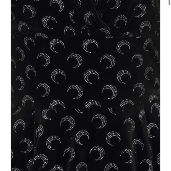 COLLECTIF Velvet Glitter Moon Print Swing Dress, Black, Retro Pinup - Picture 4 of 8
